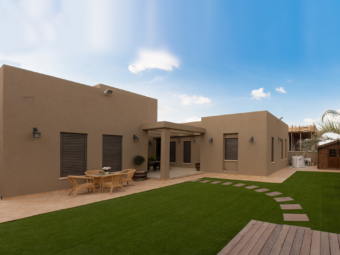 בית בסגנון כפרי, מושב ברוש